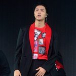 객관적으로 <b>이</b>눈빛을 남<b>돌</b>한테 왜 함? ㅋㅋㅋ 의심되는건맞지