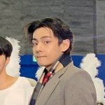 진..뷔.......ㅈㄴ착하네......