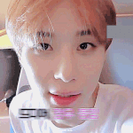 [NCT] 정우 배경 비행기 사진 보니깐 그거 <b>생각난다</b>