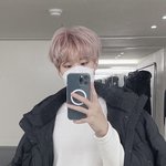 사쿠라 아직도 김우석 좋아하는