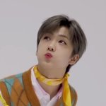 [NCT즌] <b>박쥐</b>성 포카 목도리 매니저형이 주셧대ㅋㅋㅋㅋ