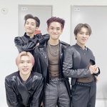 아 __ 이거 개웃<b>기네</b>