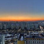 서울너네 <b>주위</b>에도 잘사는 애들밖에 없냐?