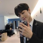 [펜타곤] 나 강형구 거울<b>셀카</b>