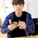 ㅋㅋㅋㅋ정휴닝은 걍 초딩이라고해도 믿김