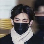 뷔 실제로보면 냉<b>미남</b>