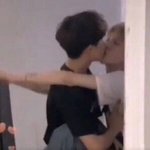 [시즈니] <b>이사진</b> 뭔데?