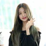 01년생이 고작 20살인데 <b>원영</b>이가 04임
