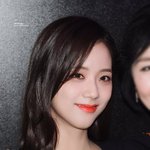 블핑 지수는 신기한 게