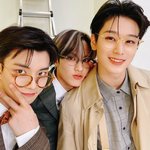 우리아저씨 잘생겼다