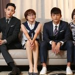 현실 <b>고증</b> 쩌는 안경 쓴 여주