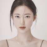 야 너네 이분 아니