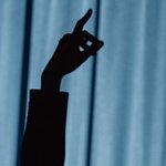 변백현 <b>손목</b> 나보다 얇을듯