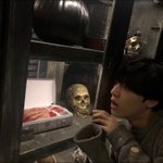 이 사람 누구야 ??