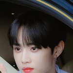 <b>아</b> 김선우 눈 ㅈㄴ <b>커</b>