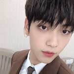 [TXT] 이거 올해 셀카 중에 <b>탑급</b> 아니니