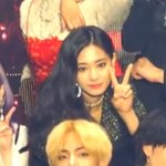뷔<b>쯔위</b>