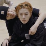 [NCT] 김정우 <b>유타</b>한테 제대로 감긴 듯ㅎㅎㅎ