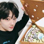 [NCT즌] 지성이 흑발 <b>vs</b> 분홍 추반