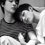 이런 사진들 갖고 있는 사람있냐 어디서봄