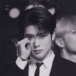제대로 각잡고 있으면 <b>조각</b>이 되는 남돌