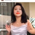 아니 이거 뭐임? <b>나연</b>이 이거 춤 췄었어?