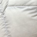 아디다스 흰롱패딩 사진 가져왔는데 한번만 더 봐주라...
