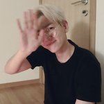 <b>변백현</b> 안경쓰지마