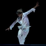 방탄 지민 무대에서 예술하네