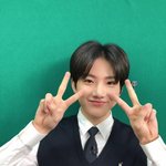 [트레저] 애들 교복짤 <b>뿌리</b>고가❤️