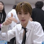 [NCT] 지성이 곧 <b>고산</b>데 이정도노출짤은 괜찮잖아..?