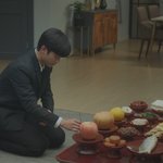 아우리 2회 좀 슬펐다