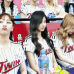 인스타 팔로우한 적 없는 <b>계정</b>이 팔로우돼 있는 거 뭐임?