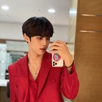와 <b>선우</b> 올해 셀카 1036장 올렸네