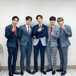 [뉴이스트] 복받아라