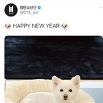 [방탄소년단] <b>모니</b>의 시계도 거꾸로 간다