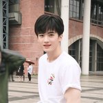 [펜타곤] 평생 이얼굴로 살면서