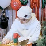 [펜타곤] 형구 이 비니 좋아<b>하나봄</b>ㅋㅋㅋㅋ