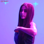 <b>쯔위</b>VS카리나