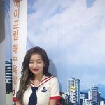 <b>이나은</b>