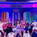 카리나 <b>슬</b><b>렌</b>더인데 ㄹㅇ 몸매 개쩌네