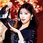 헐 <b>아이즈</b>원 강혜원 단발하고 앞머리 내렸네