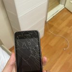 아빠가 쓰던 <b>아이폰</b>1 찾음