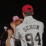 백현이한테 공주 <b>왕관</b> 씌우기