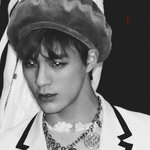 걍 21년이 온 이후로 개썩창 인생 사는 <b>중임</b>