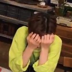 [조언부탁해] 폰 깨졌는데 어떻게 할지 골라줘 ㅠㅠ