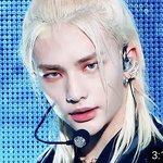 ㅅㅂ 걍 황현진? 얘 이 머리 대체 뭐냐