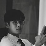 [댓글부탁해] 이 짤 뭔가 선바닮았어