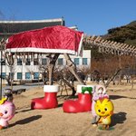 [이것좀봐줘] 경북<b>도청</b>에 공룡조형물 한번씩 봐주세요