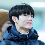 [<b>NCT</b>] 윈윈 예명 너무 잘어울리지 않냐